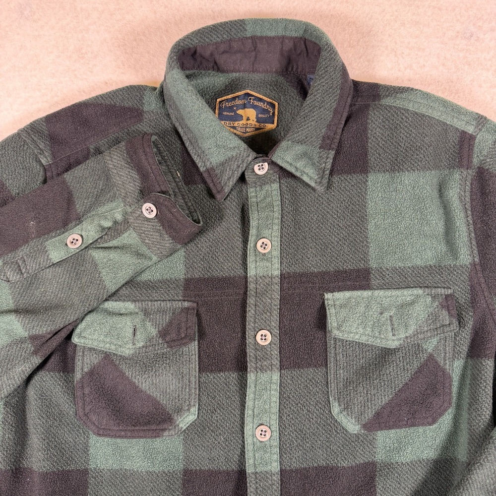 Freedom Foundry Men's L Fleece Shirt Jacket Green Buffalo Plaid Shacket Large
